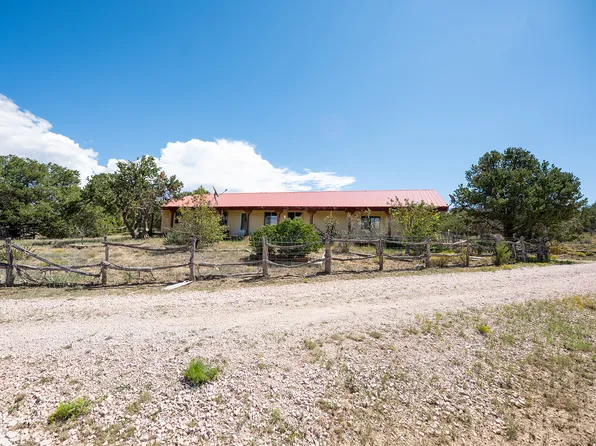 36 La Tinaja Trl, Pinehill, NM 87357