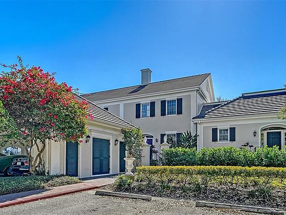 4th image of 57 Bishops Court Rd #121