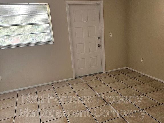3rd image of 2510 Central Ave APT 8