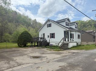 241 Sycamore Ave, Pineville, WV 24874