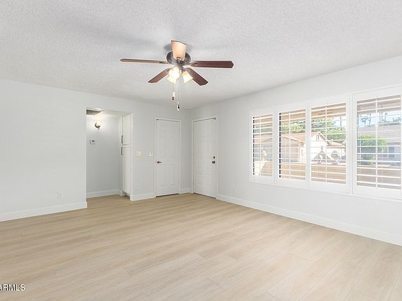 4th image of 748 S 76TH Place