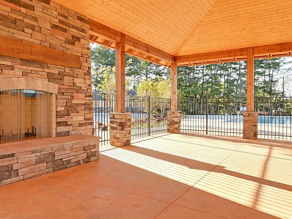 2nd image of 5 Swift Ct Lot 499