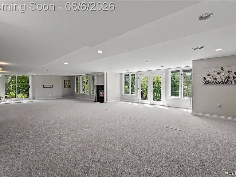 2962 Pheasant Ring Dr — Photo 47