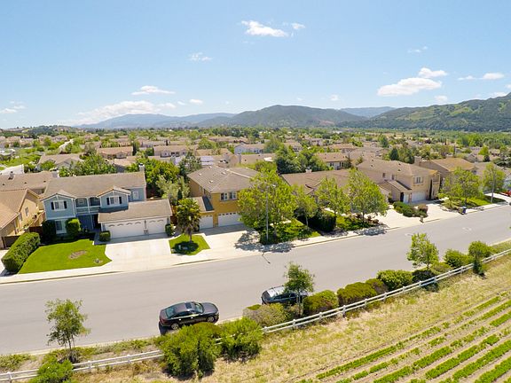 4th image of 350 Riverview Dr