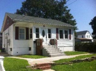 18 Wilson Pl, Roosevelt, NY 11575