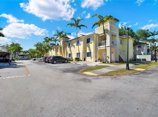 374 NE 27th Ave UNIT 202, Homestead, FL 33033