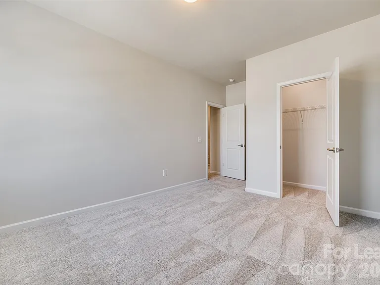 229 Brooks Springs Dr #34 — Photo 25