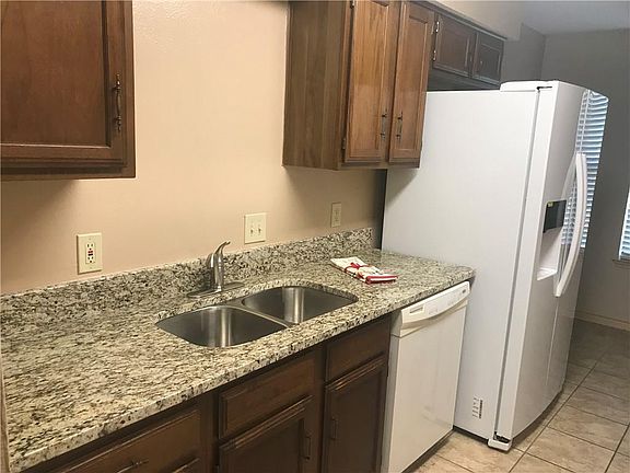 5th image of 6004 Big Springs Dr