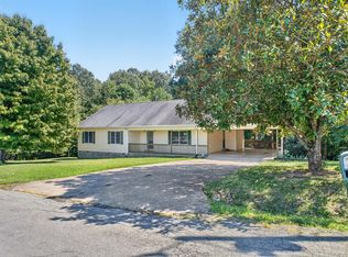 6576 Blue Springs Rd, Cadiz, KY 42211