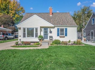 3136 Parker Dr, Royal Oak, MI 48073