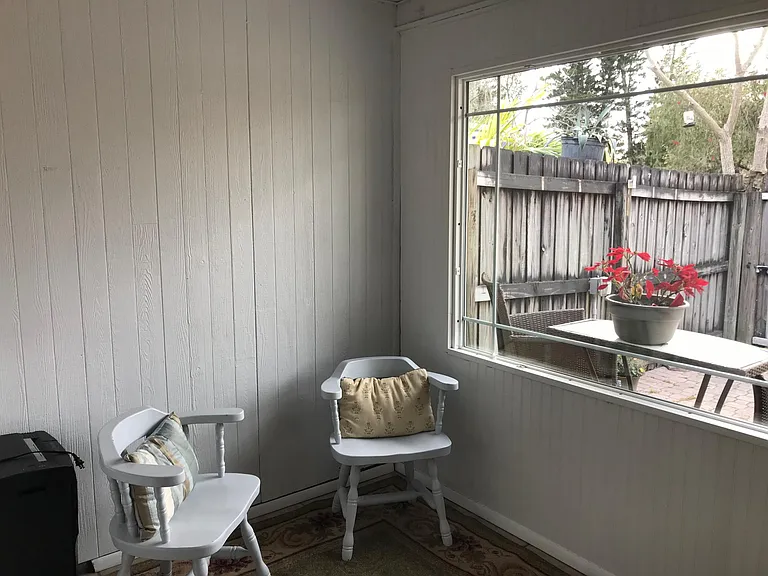108 Edgewood Ct — Photo 10