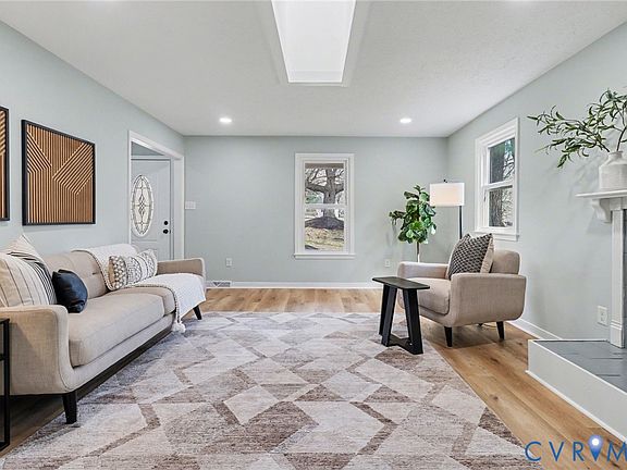 5th image of 1102 Collingwood Dr