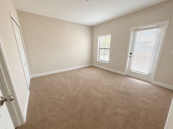 4th image of 143 Kenny Blvd