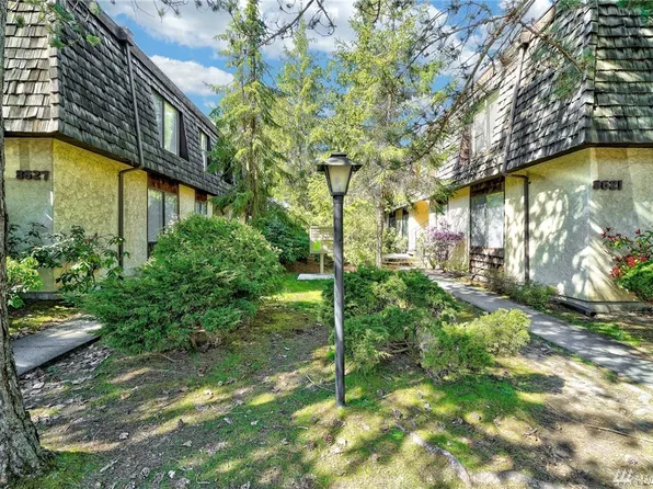 8627 25th Ave SW, Seattle, WA 98106