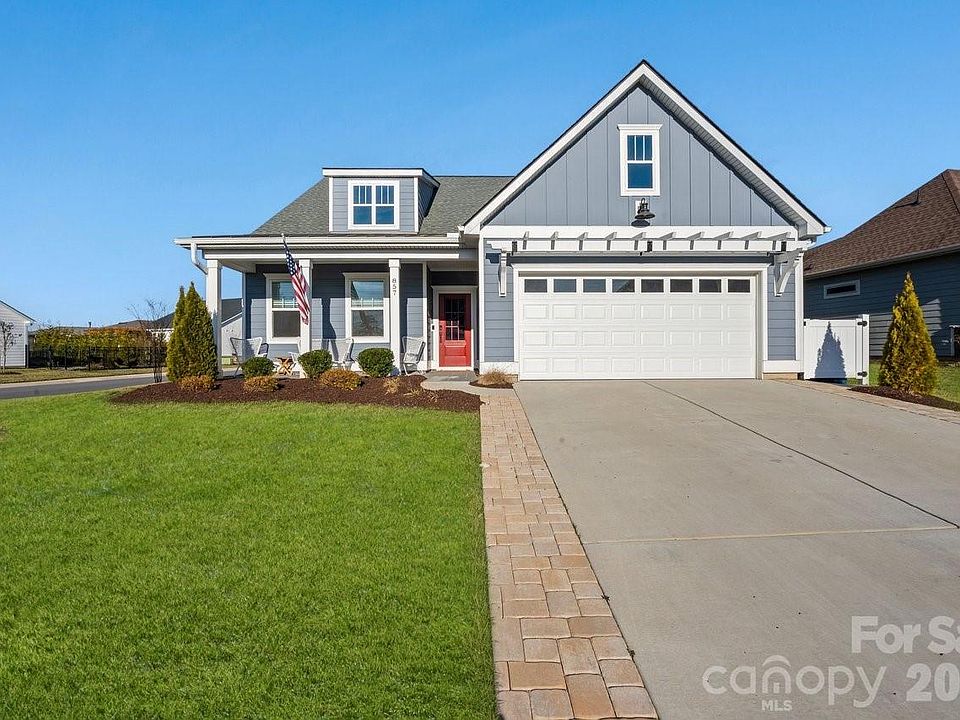 1st image of 857 Black Beard Dr