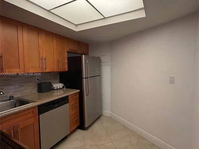 3180 S Ocean Dr #1705 — Photo 8