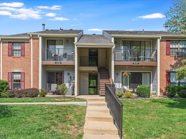 29 Baldwin Ct, Bernards Twp., NJ 07920