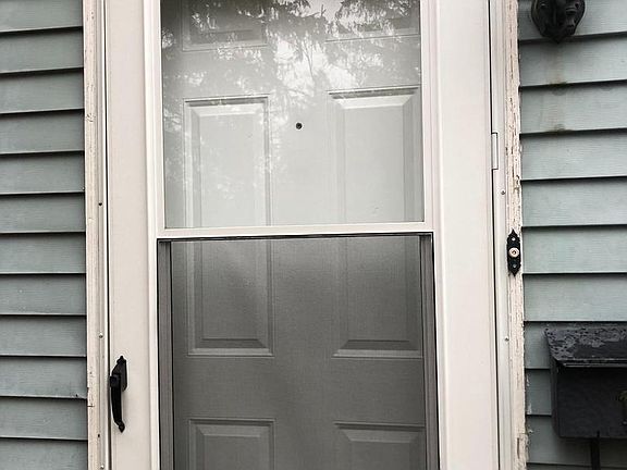 3rd image of 303 Dawson St APT 101