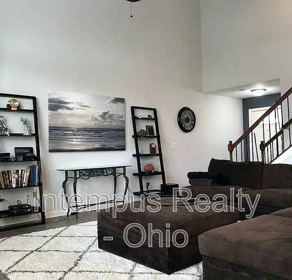 5081 Dinard Way — Photo 6