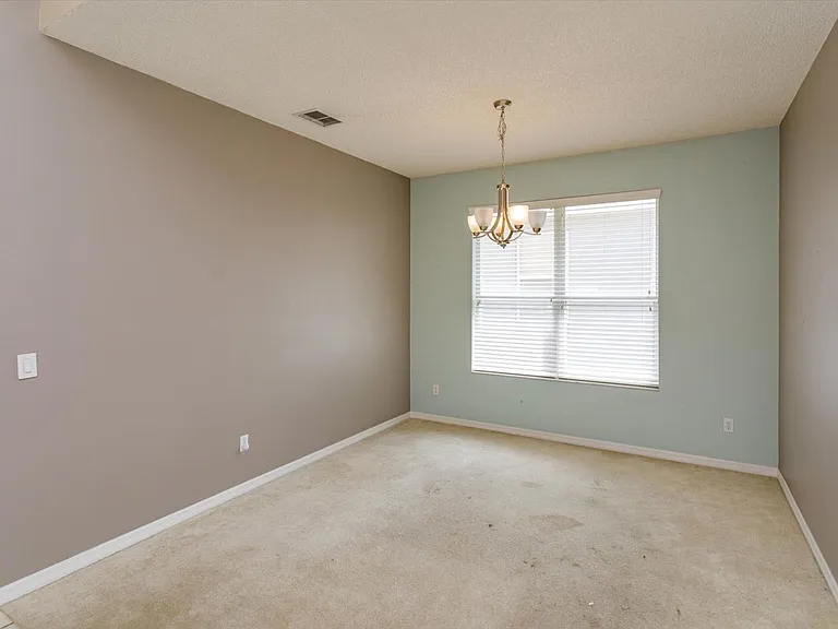 5537 Burlwood Dr — Photo 5