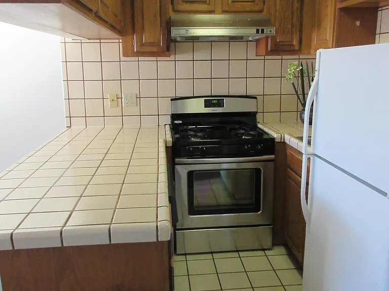 764 Spruce St #2 — Photo 4