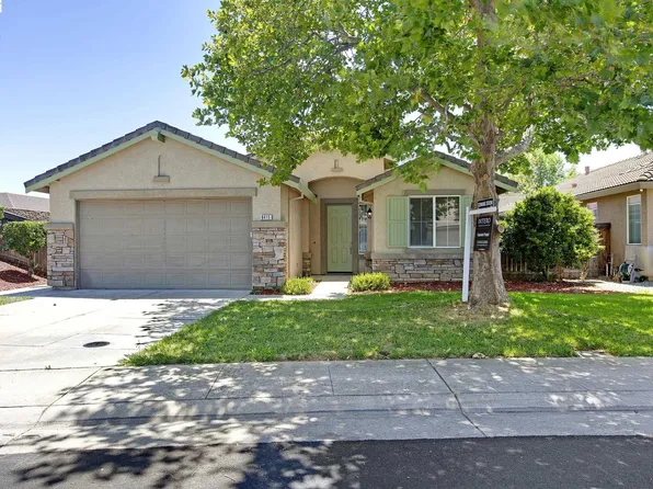 8415 Merry Hill Way, Elk Grove, CA 95624