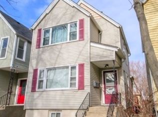 1011 Garnett Place 1/2, Evanston, IL 60201