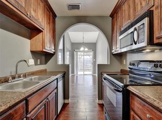 2100 James Pl, Round Rock, TX 78664