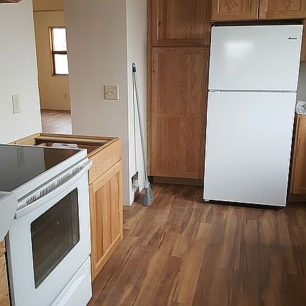 Main floor kitchen