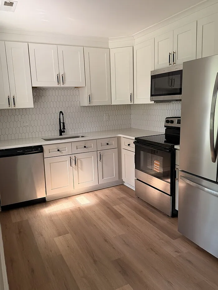 3 bed, 1.0 bath, $1,795 — Photo 4