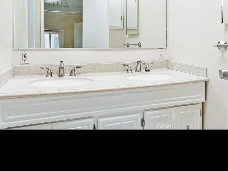 1292 Sydney St — Photo 14