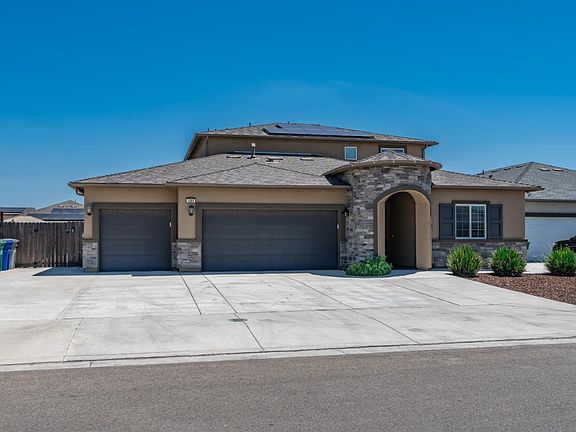 4th image of 1381 Riverbank Dr