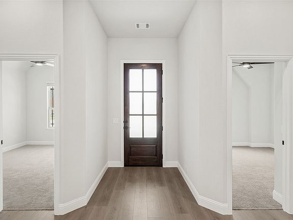 5th image of 107 Walnut Way