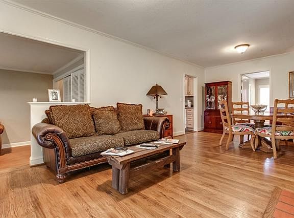 5th image of 6312 Malvey Ave
