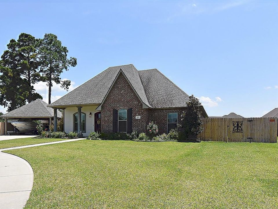 1st image of 501 Becky Ln