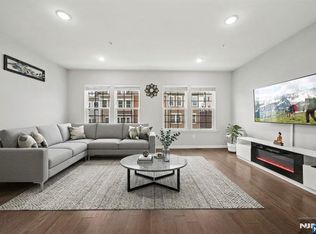 129 Truman Dr, Wood Ridge, NJ 07075