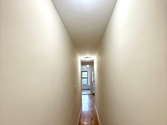 2nd image of 2370 29th St APT 22