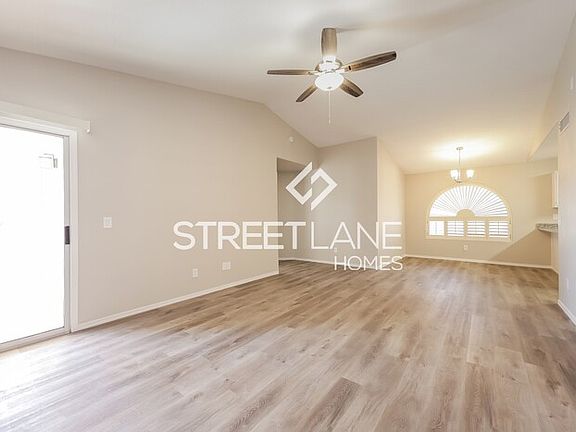 3rd image of 7549 W Kerry Ln