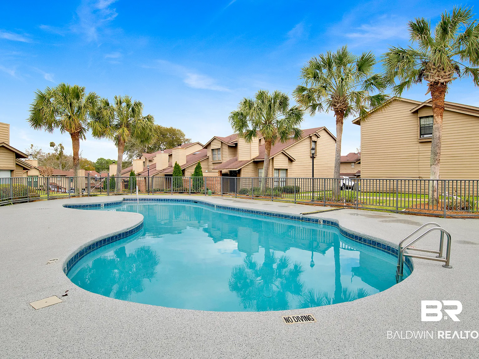 2 bed, 2.0 bath, 1378 sqft, $1,600 — Photo 3