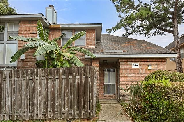 1st image of 210 Cypress Grove Ct APT 71