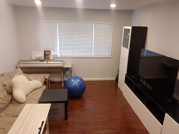 3rd image of 1890 60th Ave #1