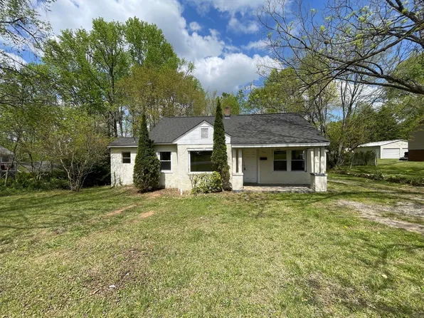 409 E Boston Ave, Bessemer City, NC 28016