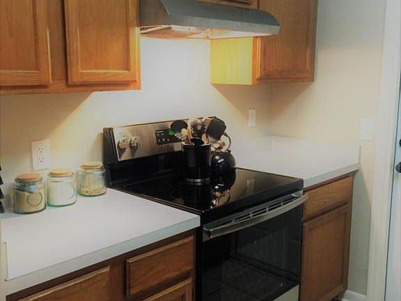 5th image of 10868 Naples Ct N
