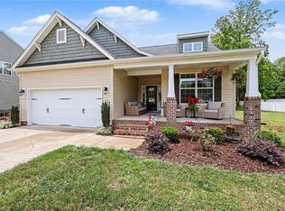 6474 Rogers Farm Rd, Pleasant Garden, NC 27313