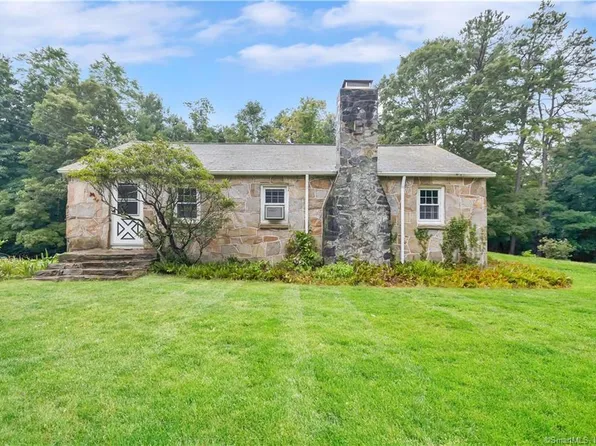 858 Main Street, Somers, CT 06071