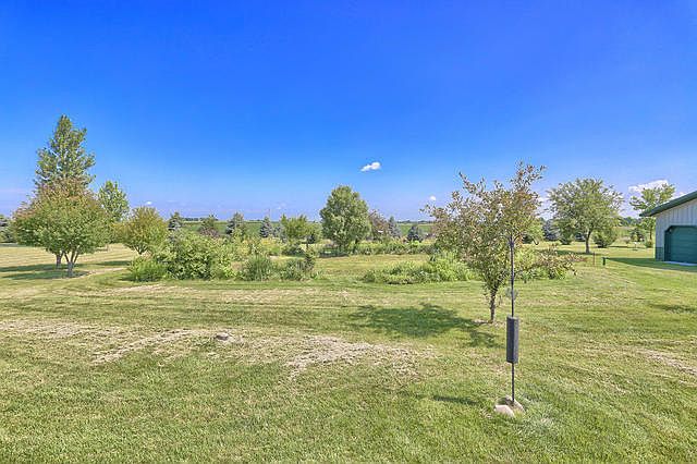 2nd image of 828 County Road 900 N