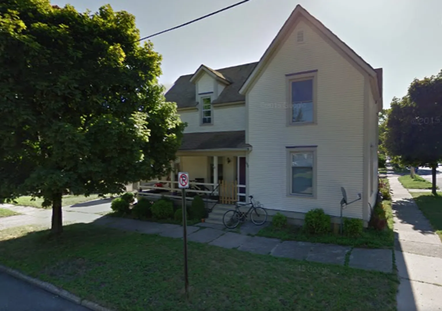 100 N 6th St — Photo 1