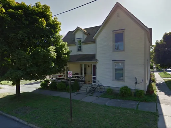 100 N 6th St, Grand Haven, MI 49417