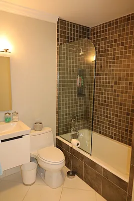 Rented by Newell and Assoc. | media 7
