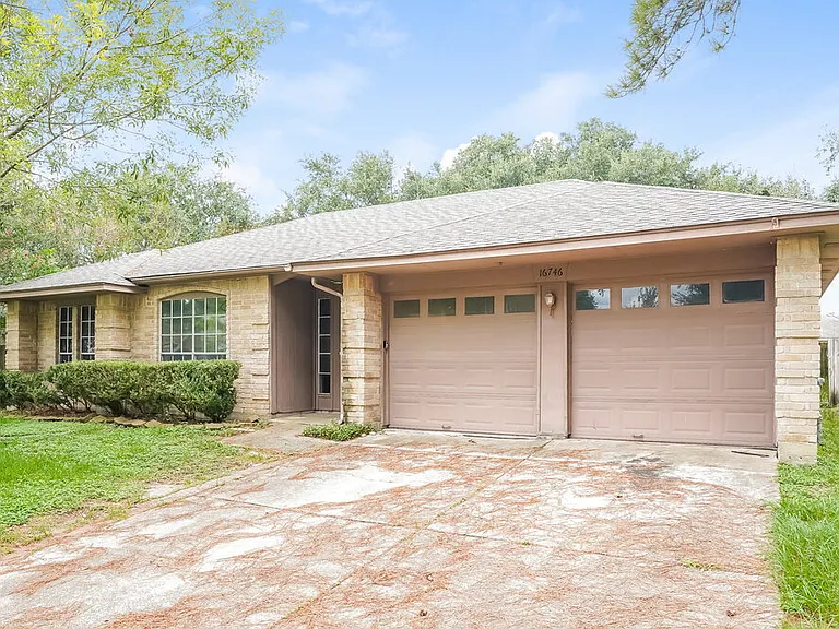 16746 Summer Dawn Ln — Photo 3